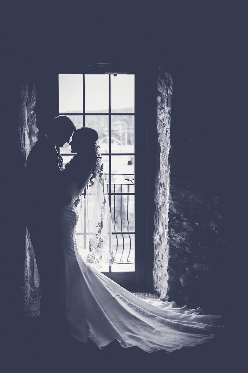 Victorian Wedding Couple